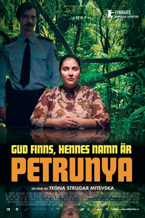 Gud finns, hennes namn är Petrunya